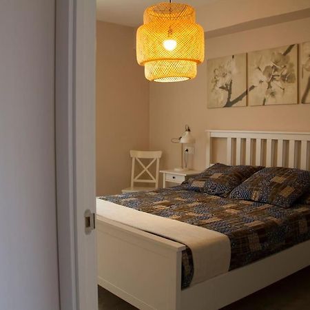 Lloret De Mar - Beachside Apartment - Free Parking - Limited Size Car エクステリア 写真