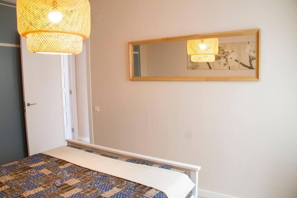 Lloret De Mar - Beachside Apartment - Free Parking - Limited Size Car エクステリア 写真