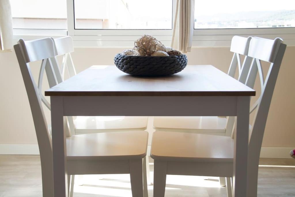 Lloret De Mar - Beachside Apartment - Free Parking - Limited Size Car エクステリア 写真